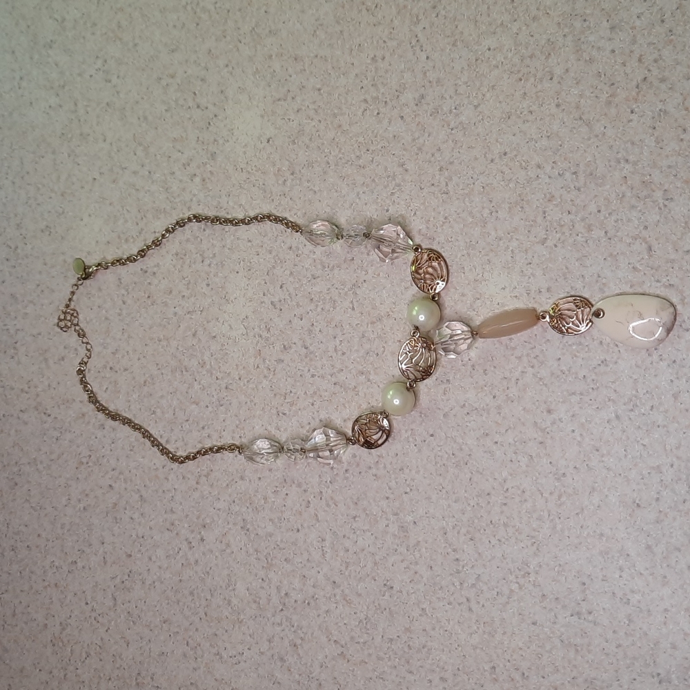 Bijoux Terner beaded necklace